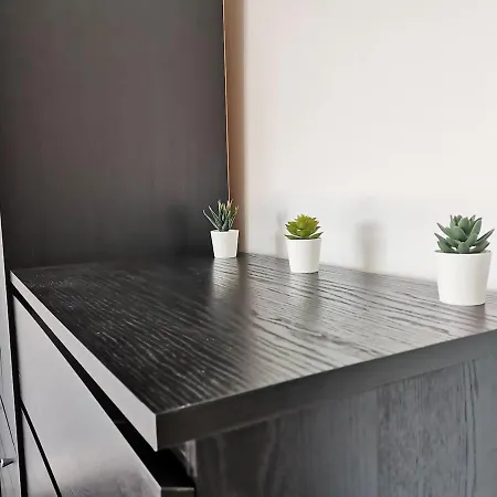 Modern Loft Close To The City Centre Apartment *