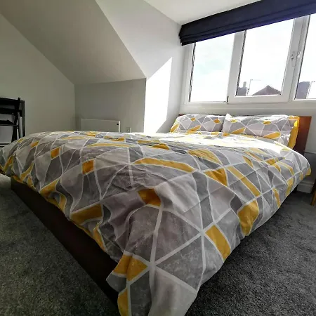 Modern Loft Close To The City Centre Apartment Leeds (West Yorkshire)
